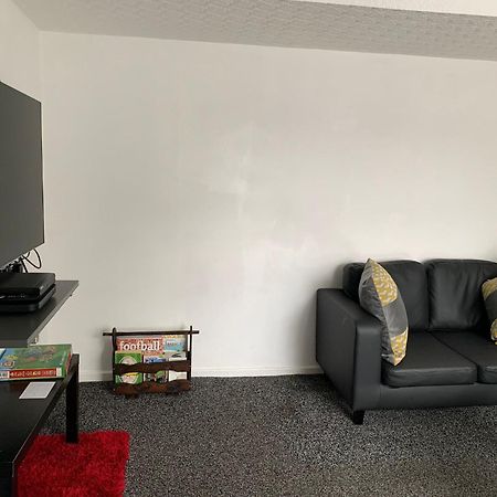 Spacious House In Central แมนเชสเตอร์ ภายนอก รูปภาพ